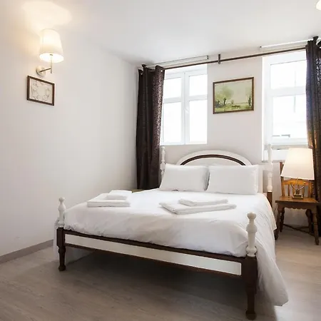 Appartement Joivy Alfama 35 *